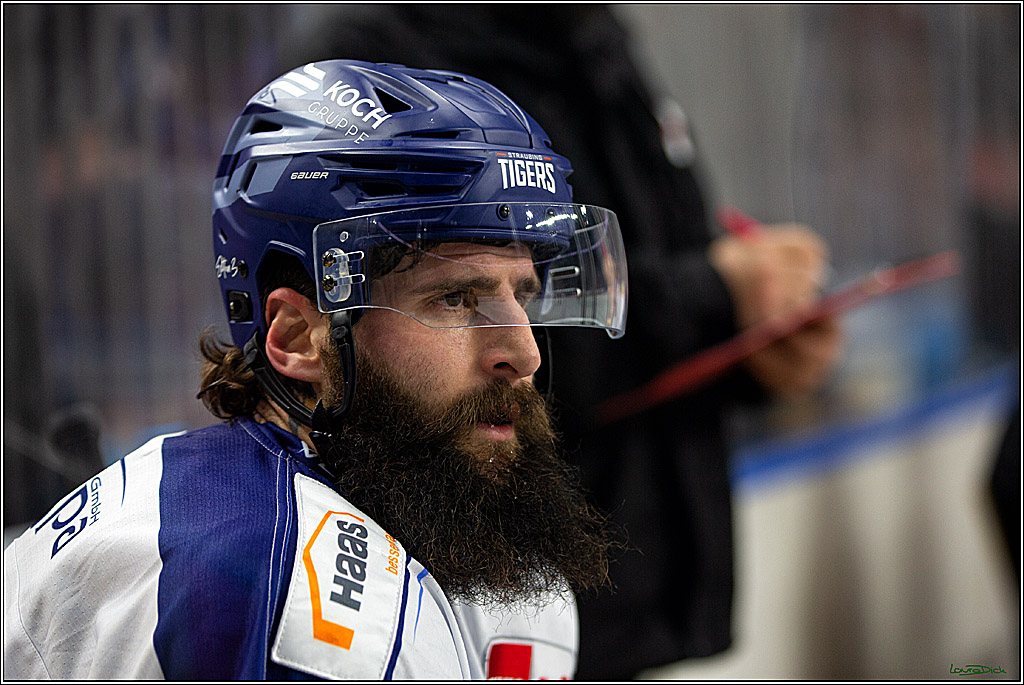 PENNY DEL; Koelner Haie- Straubing Tigers; Koeln, 28.12.2022